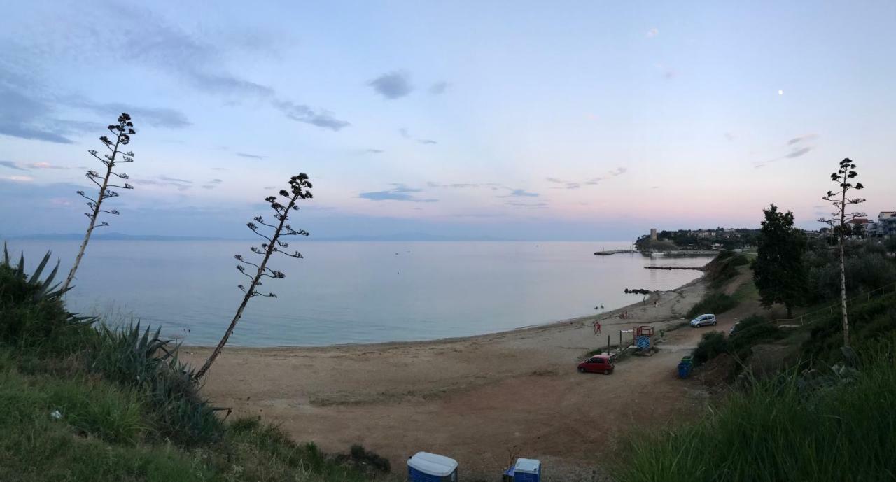 Fokais Beach Apartment Néa Fókaia 外观 照片